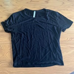 Lulu’s basics black tee